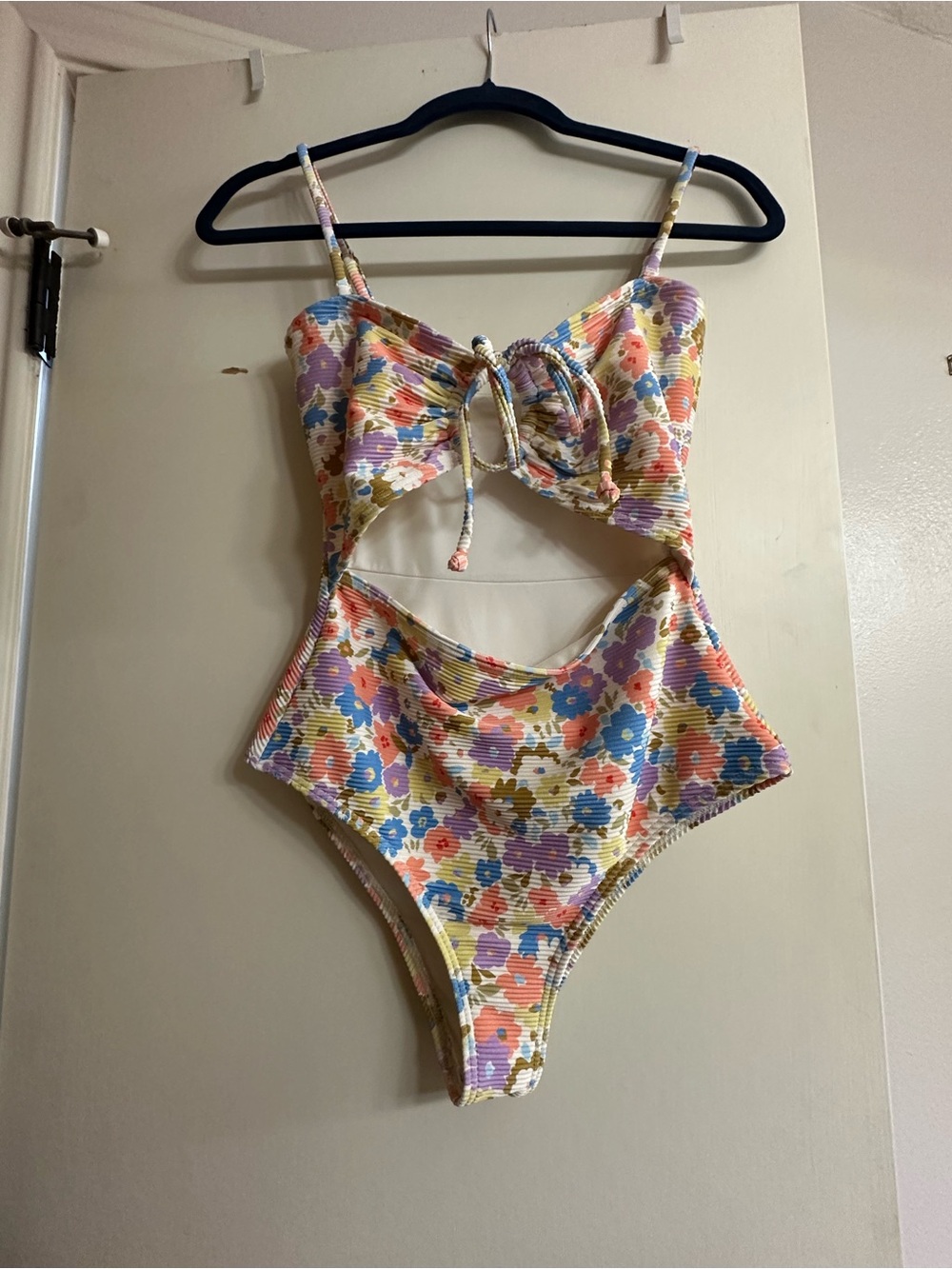 Billabong Dream Chaser Floral One-Piece Swimsuit - Coral Craze D/DD